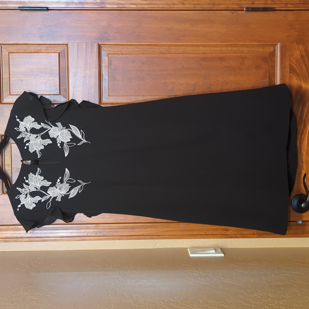 NWT White House Black Market PL dress